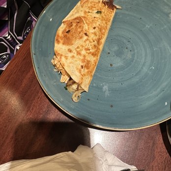 Las Palmas - Chicken quesadilla with onions - Mexican Near Me - Nashville, Tennessee