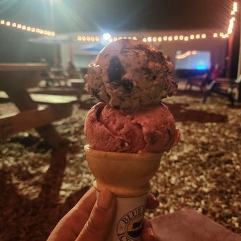 Ozzie's Ice Cream - Cookies and cream and strawberry cake cone - Ice Cream & Frozen Yogurt Near Me - Greensboro, North Carolina Ozzie's Ice Cream - Cookies and cream and strawberry cake cone - Ice Cream & Frozen Yogurt Near Me - Greensboro, North Carolina