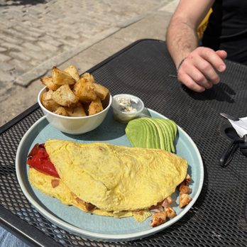 Cafe Olé - the omolete with sauteed peppers and onions - Coffee & Tea Near Me - Philadelphia, Pennsylvania