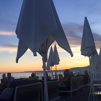 Le Galet - Beautiful sunset! Must go at this time - Seafood Near Me - Nice, 06