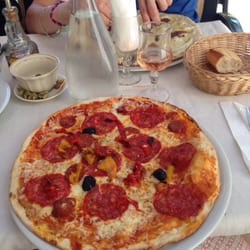 Restaurant Alain Mangeable - Pizza tomates chorizo poivrons emmental