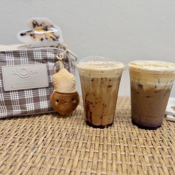 Hideaway Coffeeshop - S'mores Latte $11 | Blueberry Muffin Latte $11 - Bakeries Near Me - Wahiawa, Hawaii Hideaway Coffeeshop - S'mores Latte $11 | Blueberry Muffin Latte $11 - Bakeries Near Me - Wahiawa, Hawaii