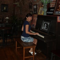 The Garrison - How about playing piano while the Java is ready?