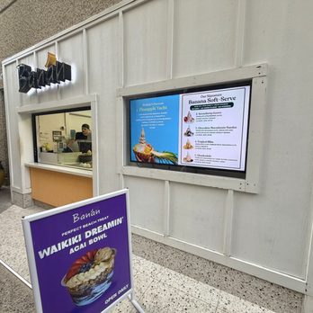 Banán - Waikiki Beach Shack - Storefront - Vegan Near Me - Honolulu, Hawaii