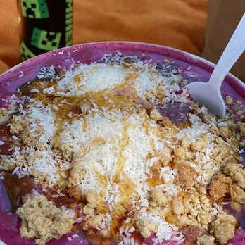 Apple A Day Cafe - The Pitaya bowl - Juice Bars & Smoothies Near Me - Miami Beach, Florida