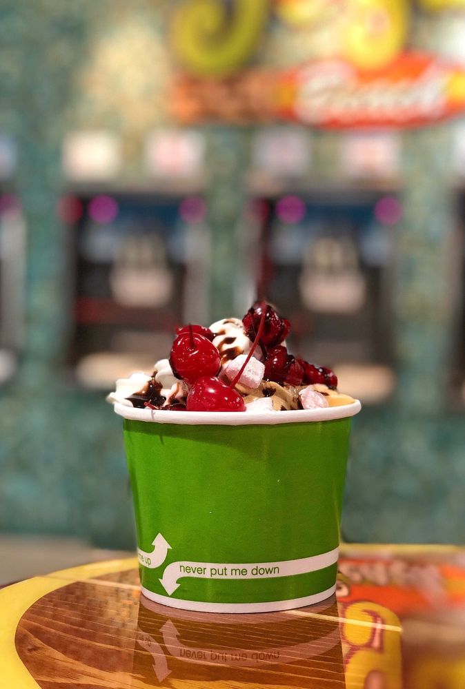 YOGURT BEACH CLOSED 30 Photos 500 N Sierra St, Reno, Nevada Ice