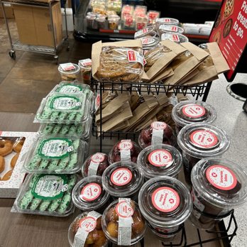 Circle K - Donut bites by the coffee - Convenience Stores Near Me - Lutz, Florida