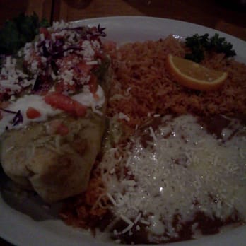 El Jardin - Burrito Supreme with Guacamole and Sour Cream - Mexican Near Me - Manteca, California El Jardin - Burrito Supreme with Guacamole and Sour Cream - Mexican Near Me - Manteca, California