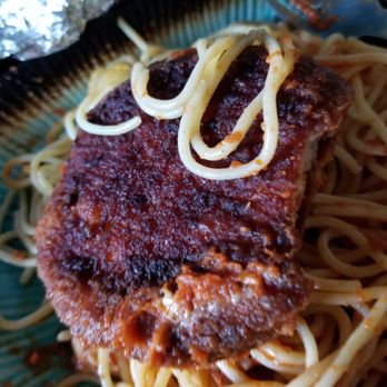 Manhattan Pizza - Bad chicken parm and spaghetti noodles very under sauced - Italian Near Me - Tolleson, Arizona