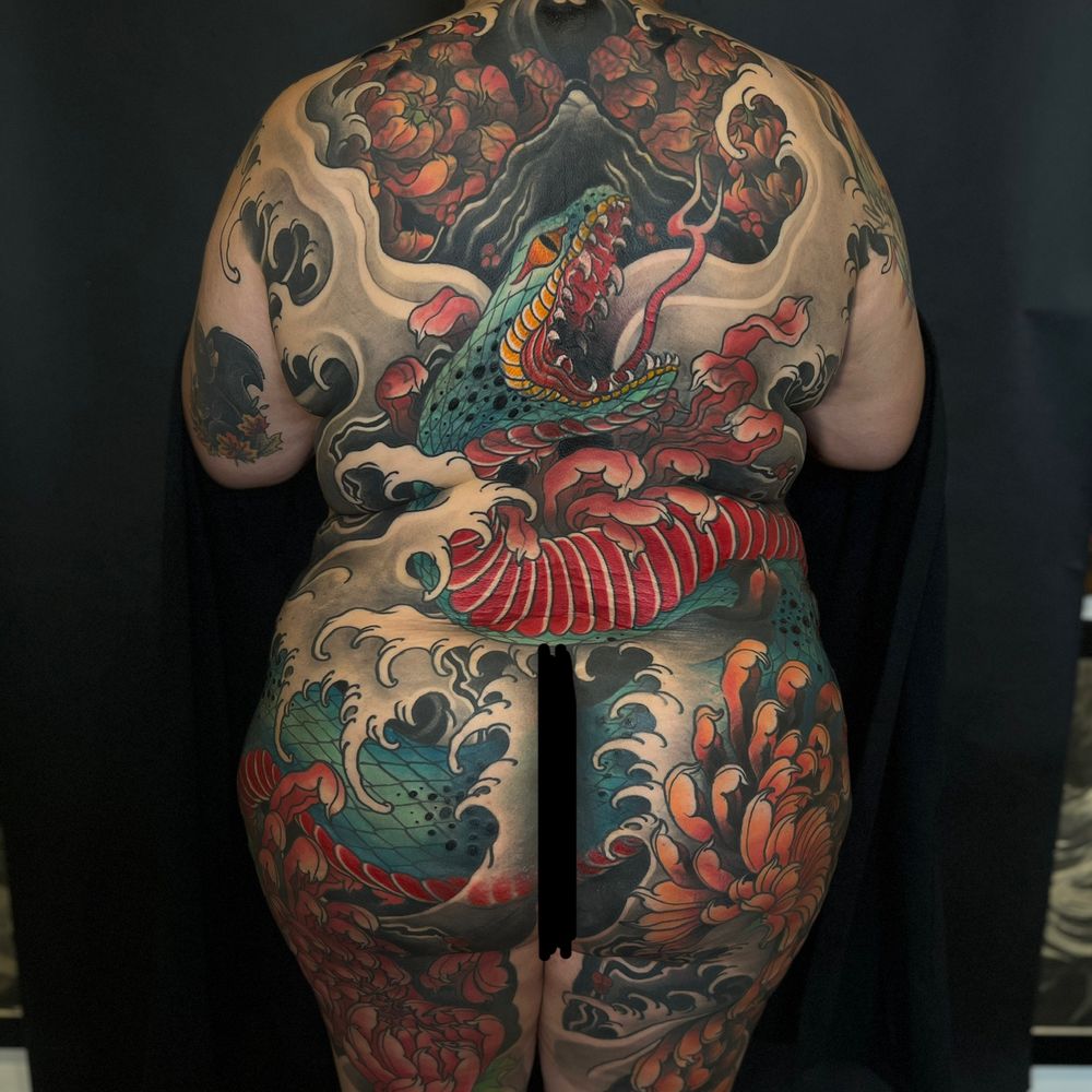 The Classic Flow Tattoo - Completed back piece with 4 tattoo cover up - Tattoo Near Me - San Diego, California The Classic Flow Tattoo - Completed back piece with 4 tattoo cover up - Tattoo Near Me - San Diego, California