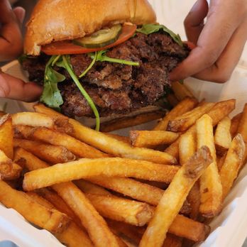 Mr. Chubby Smash Burger - 4X4 CHUBBY smash - Burgers Near Me - Ventura, California