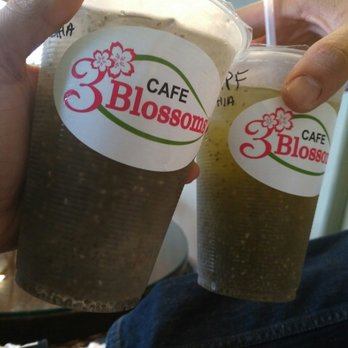 3 Blossoms Cafe - Immortality Lychee Tea with organic chia seeds on the left and passion fruit flavored tea with organic chia seeds on the right - Bubble Tea Near Me - Westminster, California 3 Blossoms Cafe - Immortality Lychee Tea with organic chia seeds on the left and passion fruit flavored tea with organic chia seeds on the right - Bubble Tea Near Me - Westminster, California