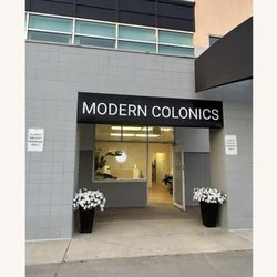 Modern Colonics - Outside of building