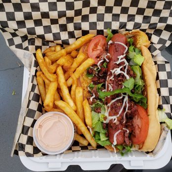 JUNKYARD EXTREME BURGERS & BRATS - Updated September 2026 - 280