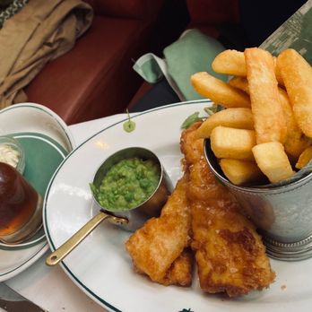 The Ivy Spinningfields Manchester - Fish and chips - British Near Me - Manchester, XGM