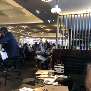Le Drugstore - The restaurant - French Near Me - Paris, 75 Le Drugstore - The restaurant - French Near Me - Paris, 75