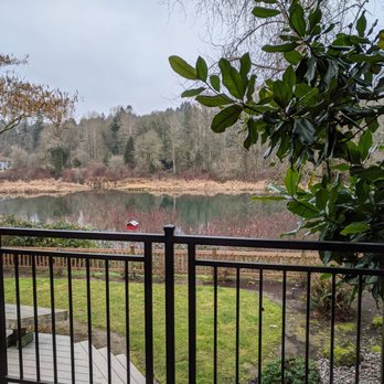 Lewis River Inn - Hotels Near Me - Woodland, Washington Lewis River Inn - Hotels Near Me - Woodland, Washington