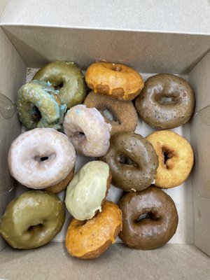 Zuri's Gourmet Donutz by null