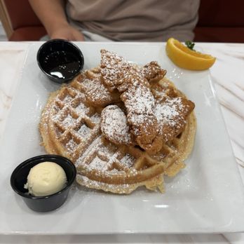 Keke's Breakfast Cafe - Chicken & Waffles - Breakfast & Brunch Near Me - Las Vegas, Nevada Keke's Breakfast Cafe - Chicken & Waffles - Breakfast & Brunch Near Me - Las Vegas, Nevada