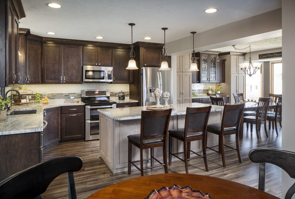 FACTORY OUTLET PLUS Updated September 2024 18 Photos 7125