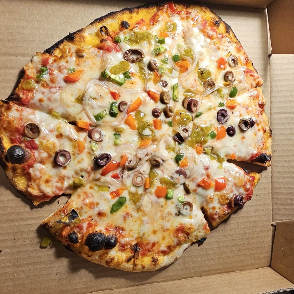 Pitalian - Build your own, red sauce, Mozzarella, Kalamata, onion, red bell peppers (not roasted) jalapeno and pepperoni. - Pizza Near Me - Show Low, Arizona Pitalian - Build your own, red sauce, Mozzarella, Kalamata, onion, red bell peppers (not roasted) jalapeno and pepperoni. - Pizza Near Me - Show Low, Arizona