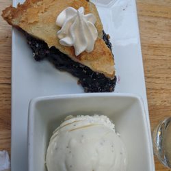 Testa's Bar & Grill - Blueberry pie