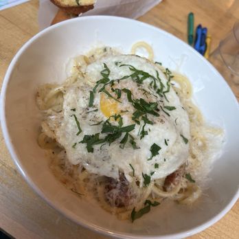 Grassa - Carbonara Pasta and Garlic Bread - Italian Near Me - Portland, Oregon Grassa - Carbonara Pasta and Garlic Bread - Italian Near Me - Portland, Oregon