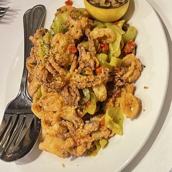 The Capital Grille - Calamari - Steakhouses Near Me - Honolulu, Hawaii The Capital Grille - Calamari - Steakhouses Near Me - Honolulu, Hawaii
