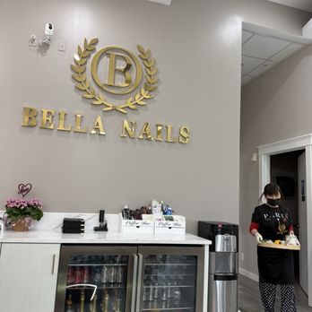 Bella Nails - Beverage station - Nail Salons Near Me - Gig Harbor, Washington