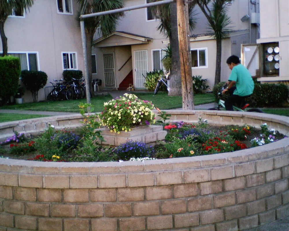 BLOSSOM VILLAGE APARTMENT Updated June 2024 1575 Blossom Hill Rd