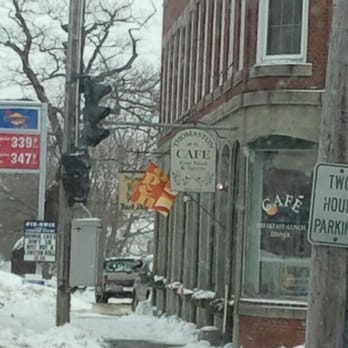 Thomaston Cafe - Bars Near Me - Thomaston, Maine