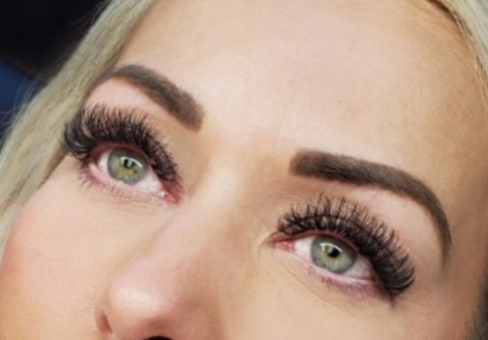 Baddie Lash Logo