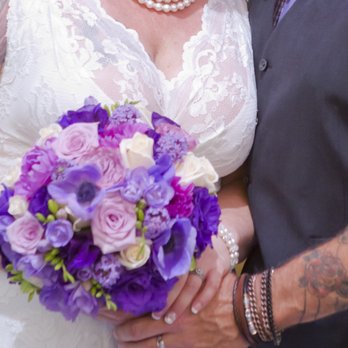 Sweeley's Design Shop - My fabulous bouquet. Everything I could have hoped for and more! Simply stunning! - Florists Near Me Sweeley's Design Shop - My fabulous bouquet. Everything I could have hoped for and more! Simply stunning! - Florists Near Me