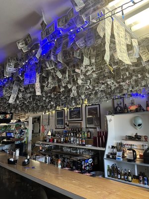 Little A'Le'Inn by null