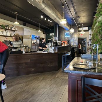 Highfalutin Coffee Roasters - Coffee & Tea Near Me - Charleston, South Carolina Highfalutin Coffee Roasters - Coffee & Tea Near Me - Charleston, South Carolina