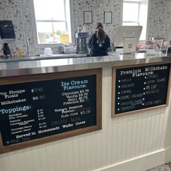 Cobbler’s Lane Fudge Factory - Menu
