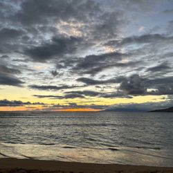 Sunny Maui Vacations - Beach