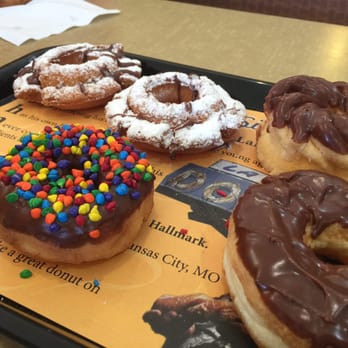 LaMar's Donuts and Coffee - Donuts Near Me - Omaha, Nebraska