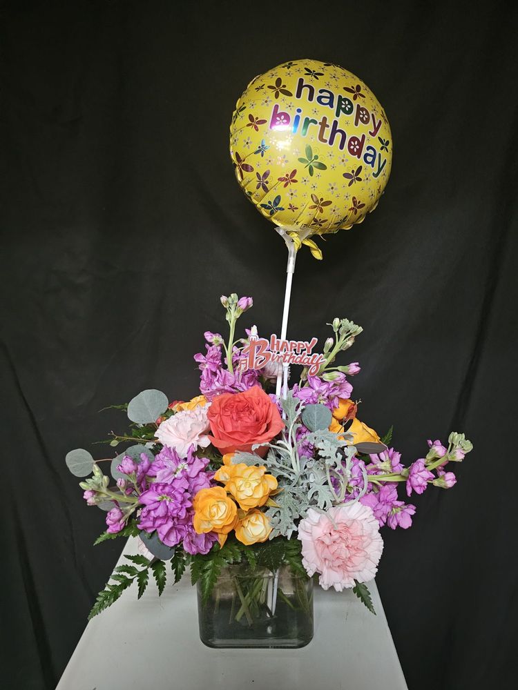 FLOWERS BY LA FLEUR SHOPPE Updated September 2024 30 Photos & 23