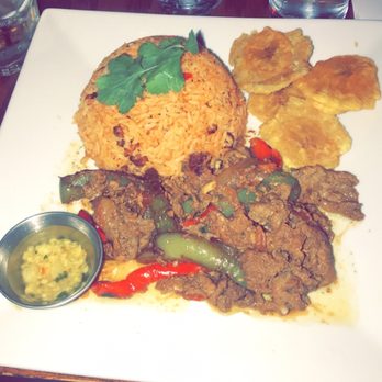 Counter & Bodega - Pepper Steak Dinner Plate - Latin American Near Me - New York, New York Counter & Bodega - Pepper Steak Dinner Plate - Latin American Near Me - New York, New York