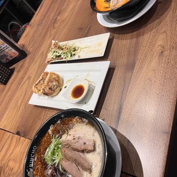 Bincho - Bincho Black Tonkotsu Ramen and Spicy Tonknkotsu  w. Char-siu - Ramen Near Me - Los Angeles, California