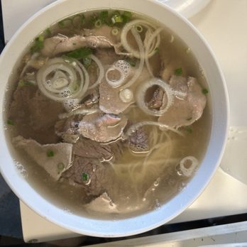 Ha Long Pho Noodle House - 3. Large Steak and Brisket Pho Noodle Soup - Vietnamese Near Me - Honolulu, Hawaii Ha Long Pho Noodle House - 3. Large Steak and Brisket Pho Noodle Soup - Vietnamese Near Me - Honolulu, Hawaii