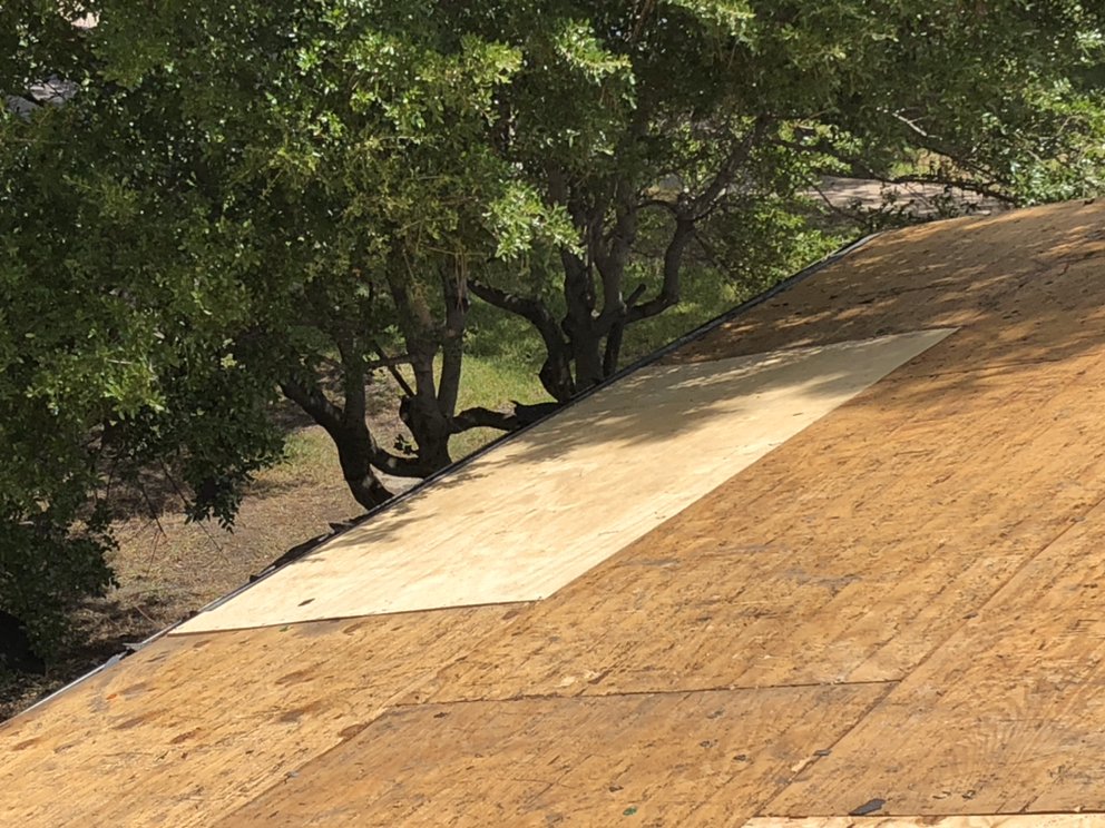 Slide of DFW Star Roofing