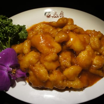 Tian Fu II - Fisch paniert mit Tomaten Soße - Chinese Near Me - Berlin, BE Tian Fu II - Fisch paniert mit Tomaten Soße - Chinese Near Me - Berlin, BE