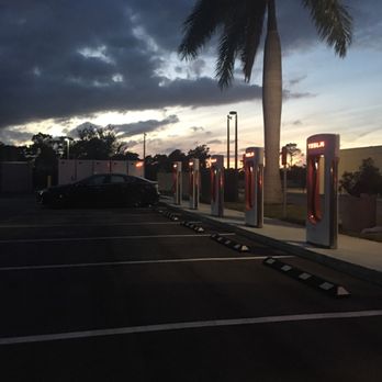 Tesla Supercharger - EV Charging Stations Near Me - Sarasota, Florida Tesla Supercharger - EV Charging Stations Near Me - Sarasota, Florida