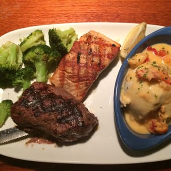 Red Lobster - Seafood Near Me - Fairfax, Virginia