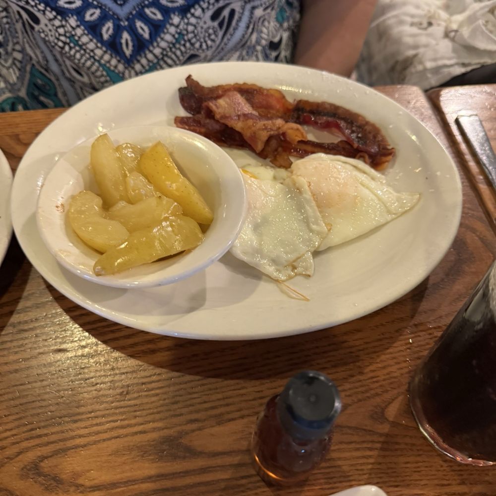 Cracker Barrel Old Country Store - American Near Me - Fort Pierce, Florida Cracker Barrel Old Country Store - American Near Me - Fort Pierce, Florida