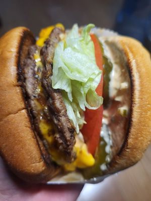 In-N-Out Burger by null