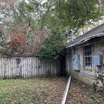A Cut Above Tree Care - garage before - Tree Services Near Me A Cut Above Tree Care - garage before - Tree Services Near Me