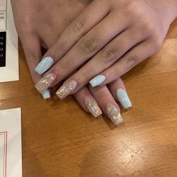 Em Nails Spa
